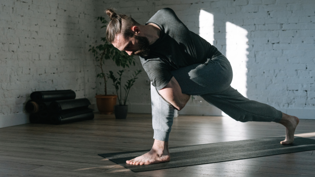 2025-12-12-Jacob-Barrons-LULU