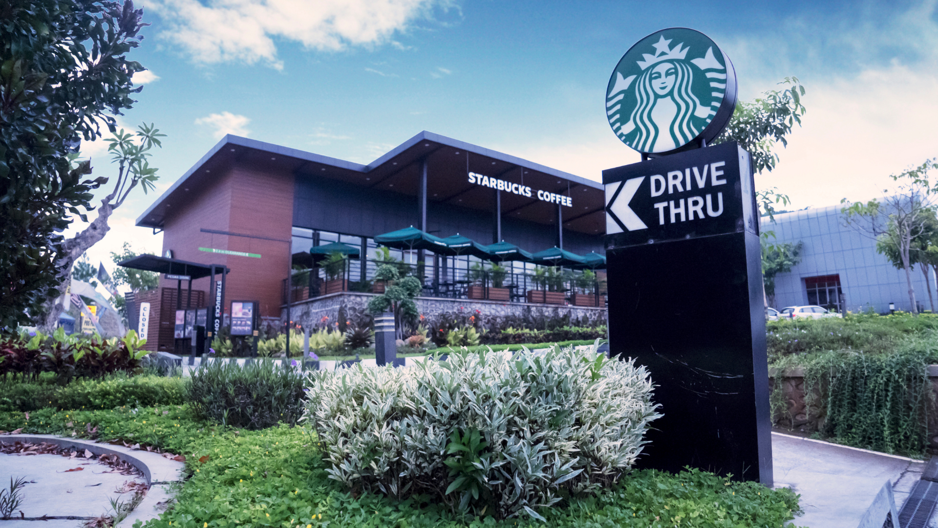 2026-04-28-Goodman-Bloomberg-SBUX